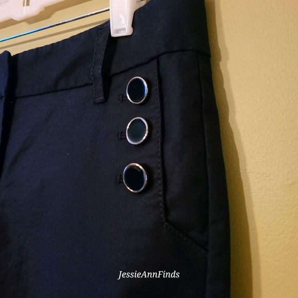 Ann Taylor Navy Blue Nautical Button Bermuda Shorts Women's Size 2 - Picture 8 of 12